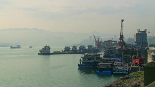 长江码头运沙船视频素材模板下载