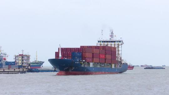 6275 货船 轮船 港口视频素材模板下载