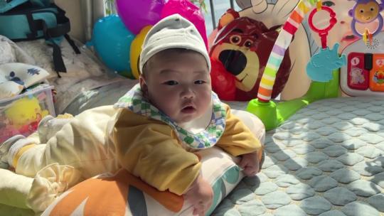 中国亚洲人类小孩幼崽婴儿