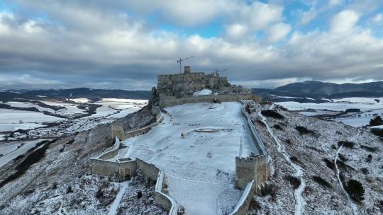 斯洛伐克Spisske Podhradie的Spis城堡景观视频素材模板下载
