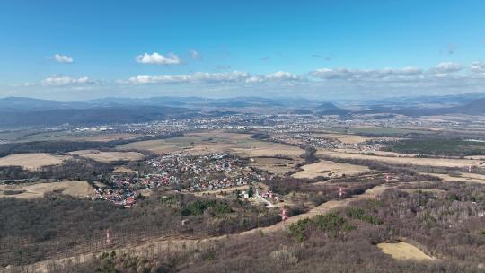 斯洛伐克普雷索夫城市和周围环境的鸟瞰图