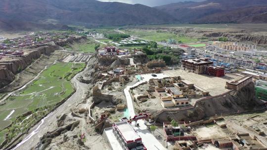 西藏拉加里王宫