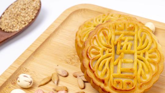 白背景的五仁月饼美食中秋节4k黄品源