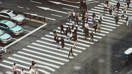 人行道 街道 湖滨银泰 杭州