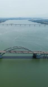 江西吉安大桥交通竖屏航拍