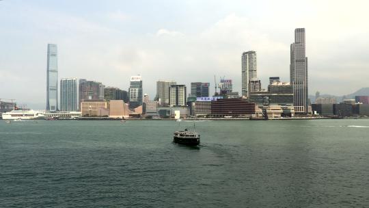 香港维多利亚港海面上行驶的船延时