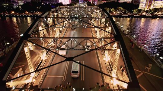 广州海珠桥百年跨江钢筋大桥夜景航拍4K视频