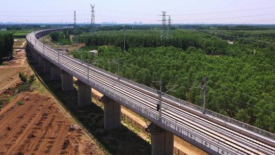 铁路运输 高铁