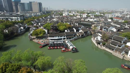 苏州市七里山塘古建筑水乡河流风光