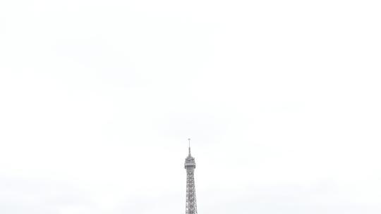 著名的火星冠军之旅埃菲尔铁塔在巴黎的一天4K2160p 30 fps超高清缓慢倾斜镜头-
