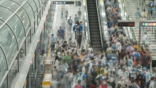 延时8K深圳｜城市交通地铁站台换乘人流量视频素材模板下载