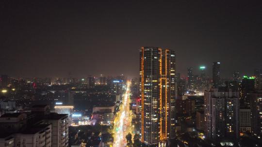 成都太古里东大街夜景