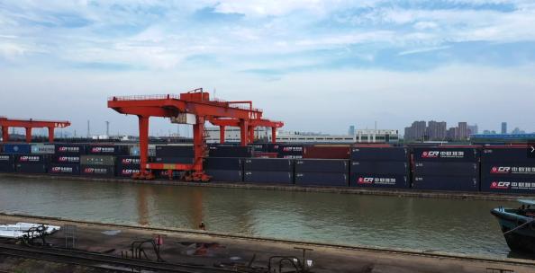 集装箱 海运 轮船  货物 免费运输