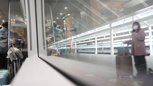 火车站月台场景视频素材模板下载