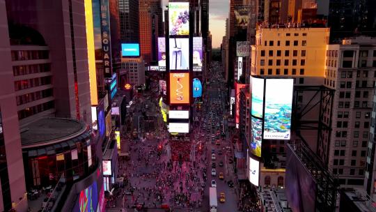 城市航拍纽约时代广场日出摩天大楼天际线