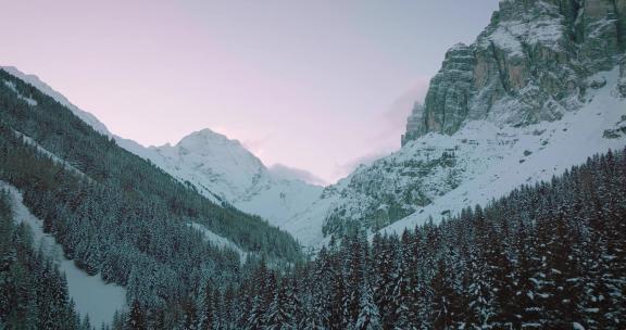 航拍雪山云雾雪景森林山峰峡谷山脉山脊