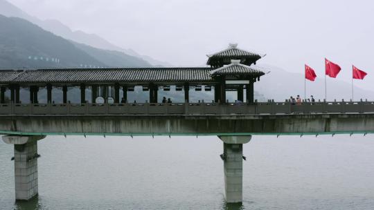 重庆奉节瞿塘峡上的白帝城视频素材模板下载