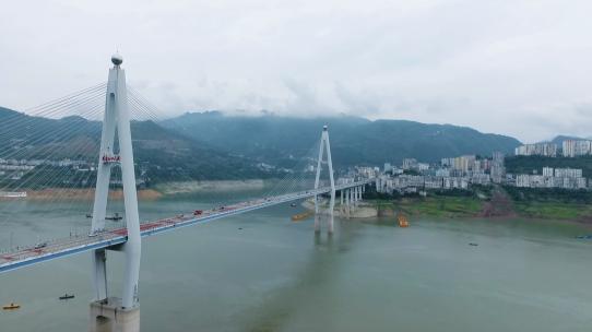 航拍巴东长江大桥