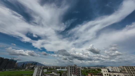 夏天蓝天白云天空仰拍视角延时视频4K