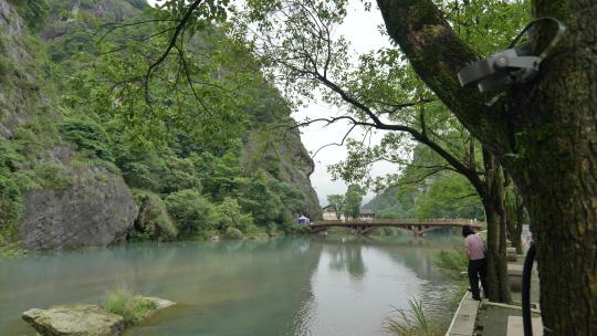 浙江温州楠溪江大若岩陶公洞