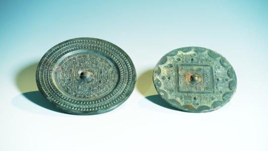铜镜古铜镜文物 春秋战国考古陪葬品历史视频素材模板下载