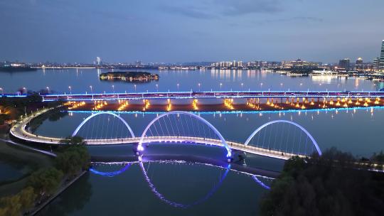 苏州玲珑桥和现代大道夜景航拍