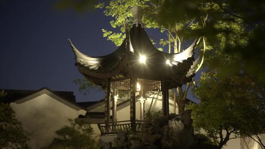 传统中式建筑凉亭晚上夜景