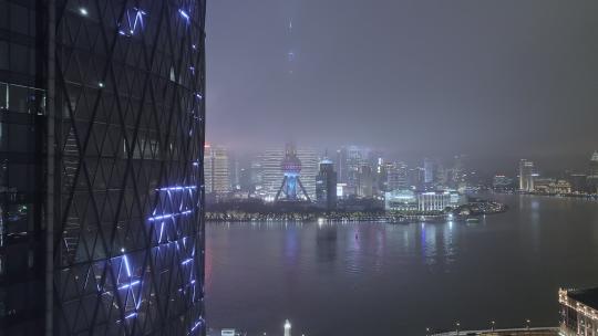 上海黄浦江景与陆家嘴金融区建筑风光夜景