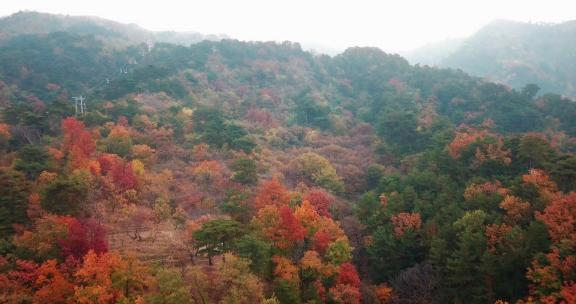 航拍北京慕田峪长城深秋秋季景色