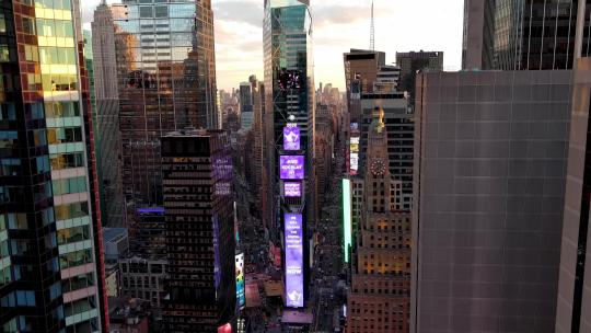 城市航拍纽约时代广场摩天大楼城市交通