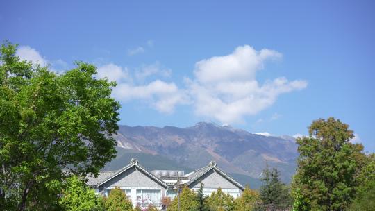 高山云南大理丽江苍山玉龙雪山云彩云端云朵