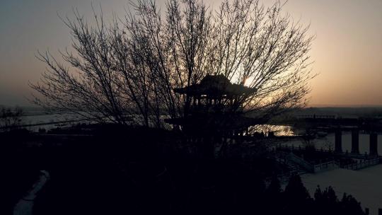 古朴黄河岸边-湿地日落-古建余晖