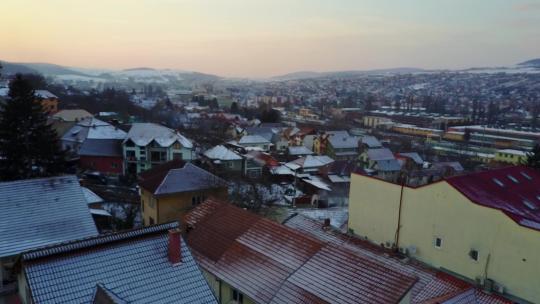 罗马尼亚布拉索夫城市雪景视频素材模板下载