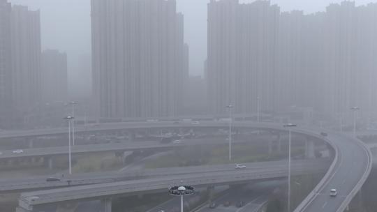 城市雾霾大雾