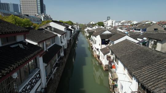 苏州市七里山塘古建筑水乡河流风光