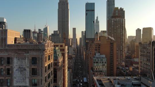 4K城市航拍纽约曼哈顿帝国大厦城市建筑交通