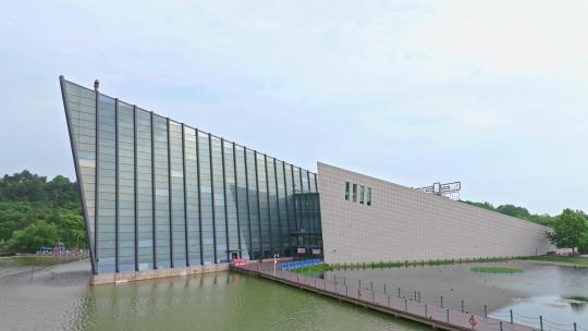 武汉中山舰博物馆上升下摇镜头