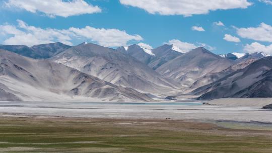 新疆帕米尔高原白沙山风光视频素材模板下载