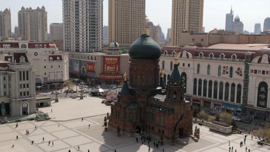 哈尔滨圣·索菲亚教堂及周边景色视频素材模板下载