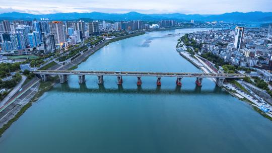 8K陕西安康汉江大桥城市沿岸风光航拍延时