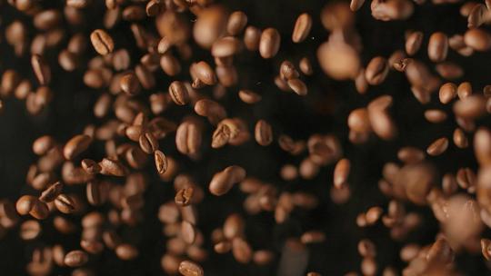 咖啡豆慢动作镜头