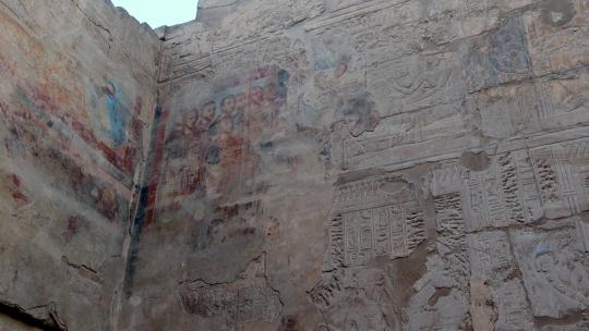神庙墙上的雕刻视频素材模板下载