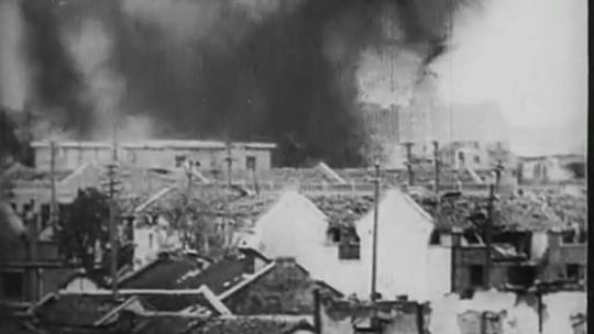 抗日战争日军空袭轰炸平民、人民逃难