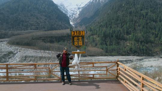 西藏旅游风光318国道4000公里打卡点