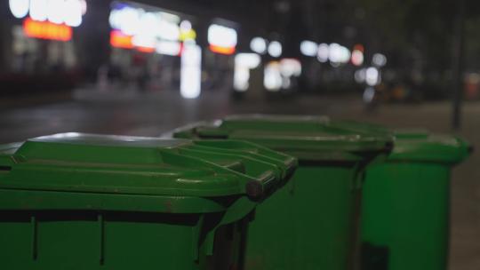 城市垃圾桶视频素材模板下载
