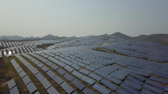 科技企业屋顶光伏太阳能发电