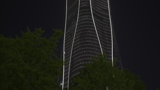 天津周大福金融中心夜景中景视频素材模板下载