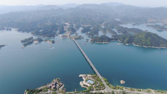 航拍杭州淳安千岛湖大桥4K视频素材模板下载