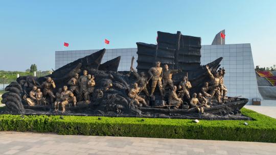 山东济宁红色旅游铁道游击队纪念馆英雄雕像