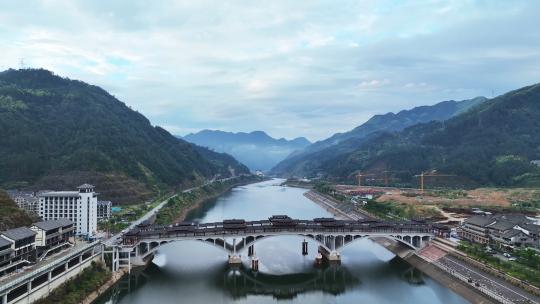 航拍浙江丽水景宁县畲族古廊桥自然风景景观视频素材模板下载